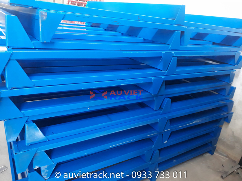 bán pallet sắt